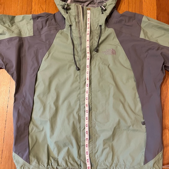 North Face Rain Jacket - Picture 3 of 4